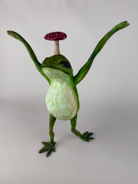 ESMERELDA the FROG TOTUM FAUNA