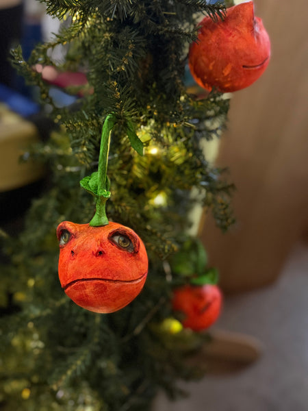 ORANGE FROG Ornamental Totum Fauna